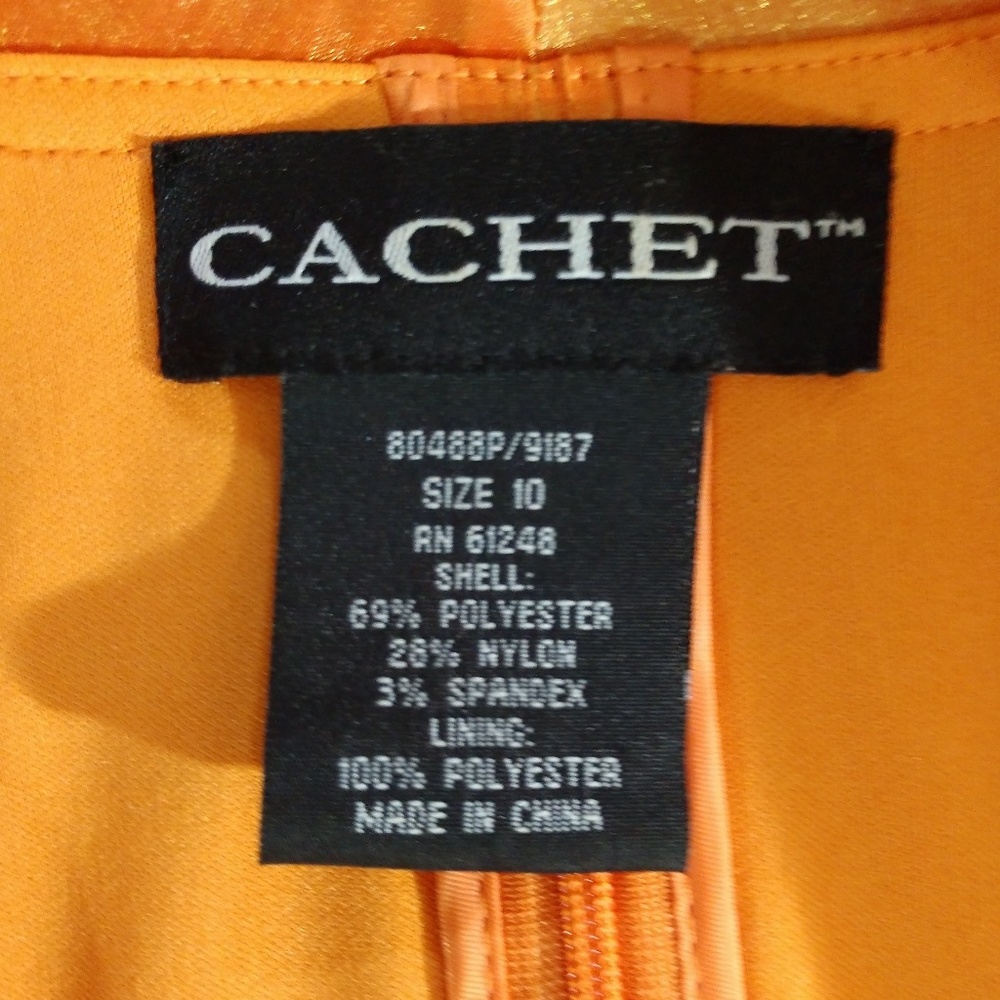 Cachet - Picture 3 of 3